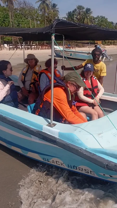 boat launching angel rock snorkeling in nilaveli with snorkeling in nilaveli islands tour operator nilaveli trincomalee srilanks